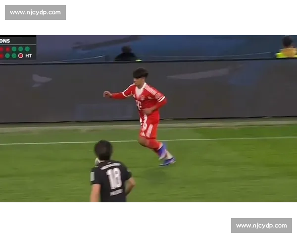 弗雷堡迎战门兴格拉德巴赫德甲焦点对决前瞻解析赛场风云走势观察