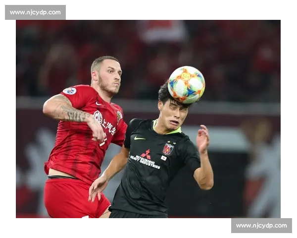 浦和红钻激战上海上港 亚冠赛场争锋引爆全场焦点